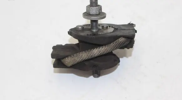 BMW 3 F30 F35 F31 Gearbox mount 6796619