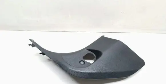 Foot area side trim