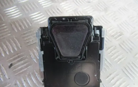 Audi A5 8T 8F Front door electric wing mirror 