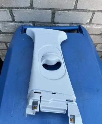 (B) pillar trim (top)