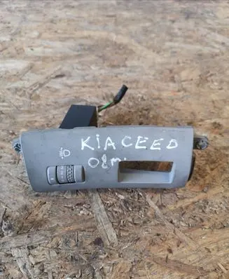 KIA Ceed Headlight level height control switch 933001H460ED