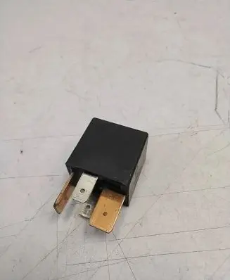 Mitsubishi Outlander Other relay MR301978 ACB82201 CB1PPF12V