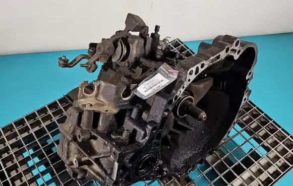 Toyota Corolla E120 E130 Manual 5 speed gearbox IMPRK1605251