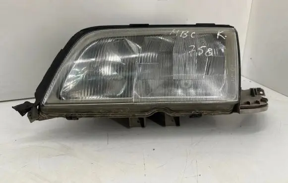 Mercedes-Benz C W202 Headlight/headlamp A2028261180