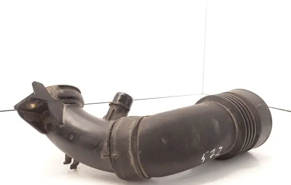 Air intake hose/pipe