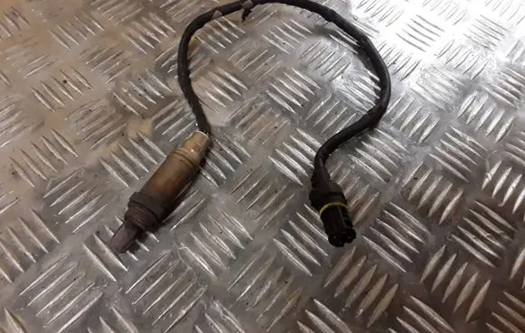 BMW 5 E39 Lambda probe sensor 0258005259 750344103 1178750344103