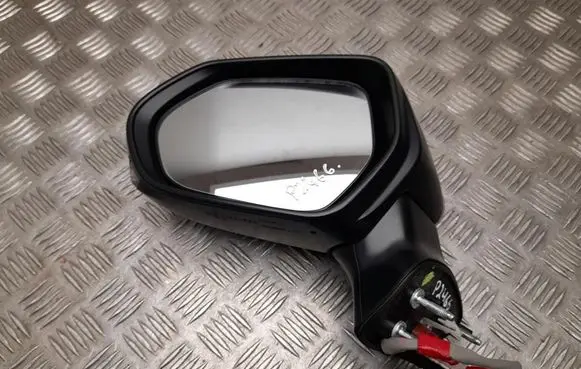 Toyota Camry VIII XV70 Front door electric wing mirror E4044690
