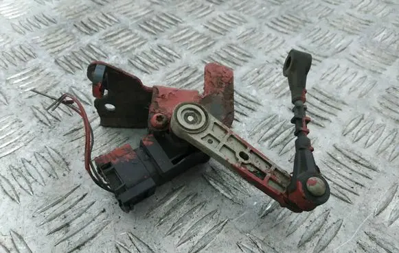 Land Rover Range Rover Sport L320 Air suspension front height level sensor AH323C097AB