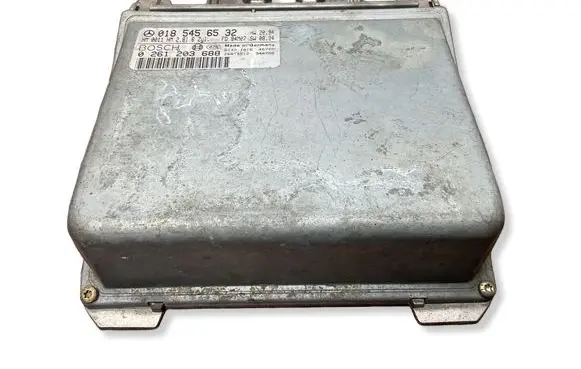Mercedes-Benz E W124 Engine control unit/module 0185456532 0261203688
