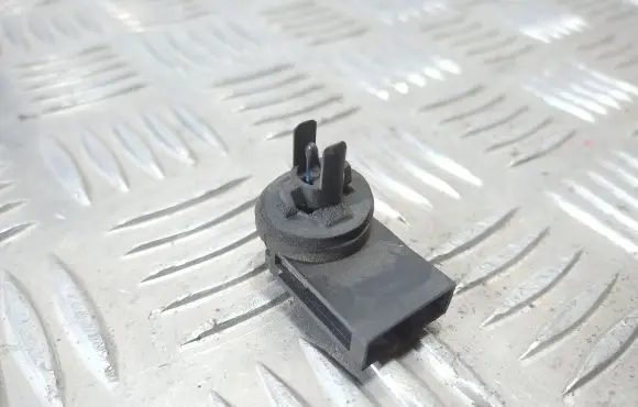 Interior temperature sensor