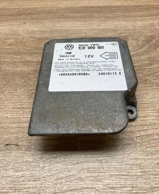 Skoda Octavia Mk1 (1U) Airbag control unit/module 1C0909601 5WK43120