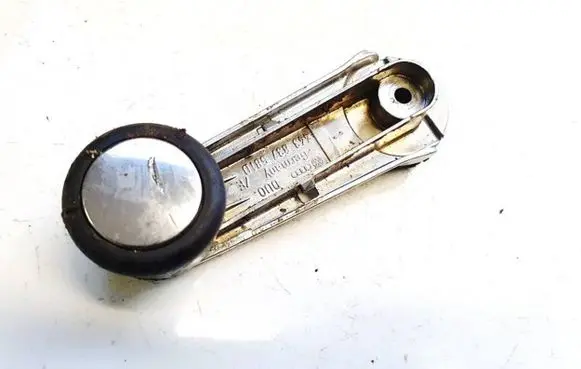 Volkswagen PASSAT B5 Front door window winding handle 443837581d