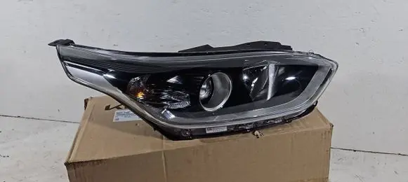 KIA Ceed Headlight/headlamp J792111020 1811100433L1 1911041925S