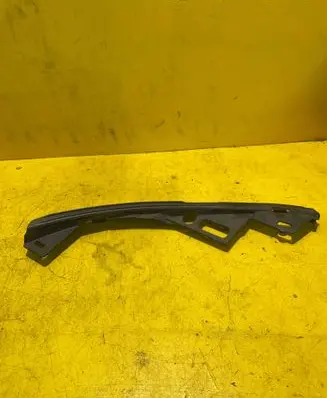 Volvo V50 Front bumper mounting bracket 30744956
