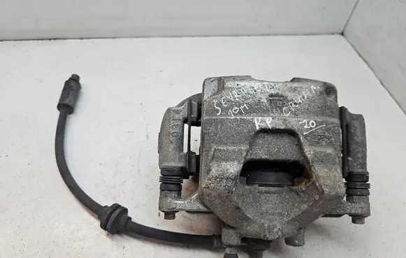 Chevrolet Cruze Front brake caliper
