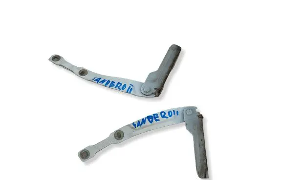 Dacia Sandero II Engine bonnet/hood hinges 