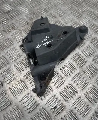 Front bumper mounting bracket
