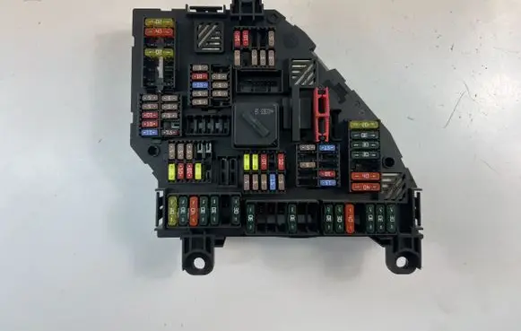 BMW 5 F10 F11 Fuse box set 9252813