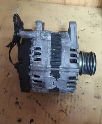 Volkswagen PASSAT B6 Generator/alternator 03G903023