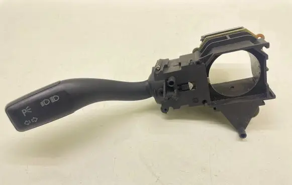 Audi A4 S4 B6 8E 8H Indicator stalk 8E0953513A