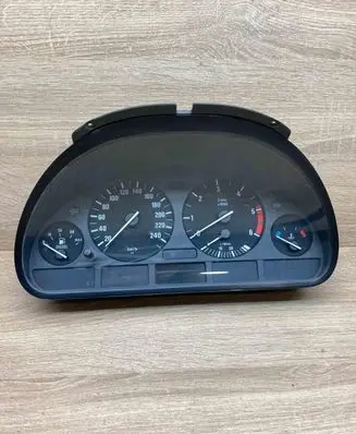 BMW 5 E39 Speedometer (instrument cluster) 8375898 110008735