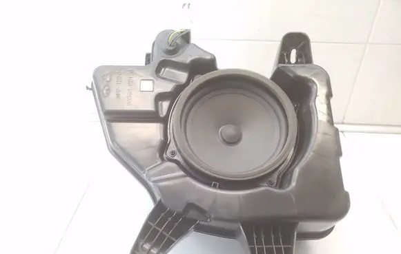 Hyundai Kona I Subwoofer speaker 96380G2100