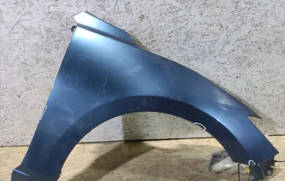 Mazda 3 III Fender K20431