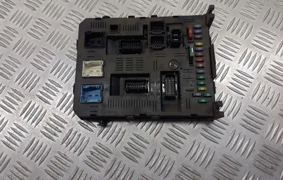Peugeot 407 High voltage junction box 9663510480