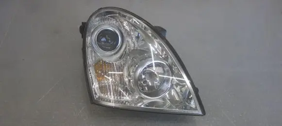 SsangYong Rexton Headlight/headlamp 106-2405
