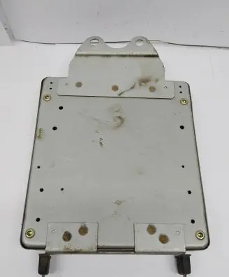 Mitsubishi Carisma Engine control unit/module E2T63286