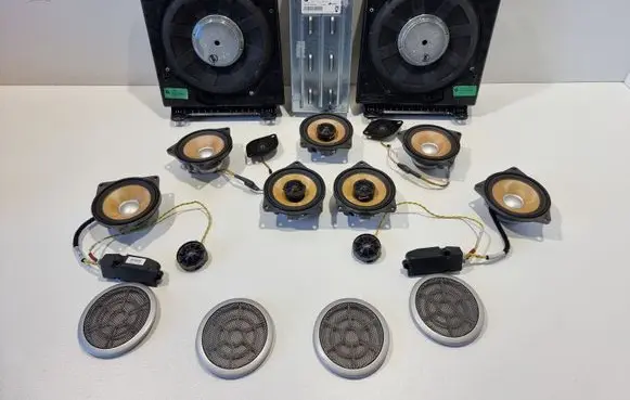 BMW 5 E60 E61 Audio system kit INDIVIDUAL 7838904 7841160