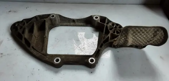 Audi A6 S6 C7 4G Rear differential/diff mount bracket 8K0599287G