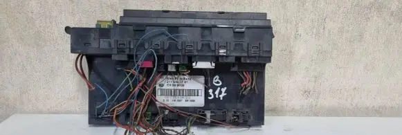 Mercedes-Benz E W211 SAM control unit 2115458701 5DK00804758