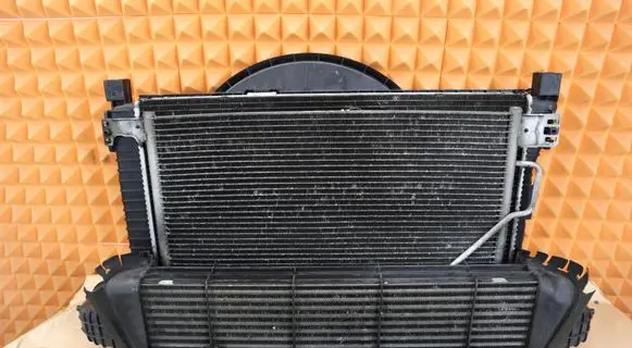 Mercedes-Benz CLK A209 C209 Radiator set A2035001793 A2035004703