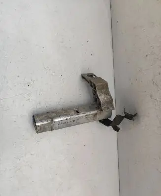 Mercedes-Benz E W213 Front bumper mounting bracket A2136200400