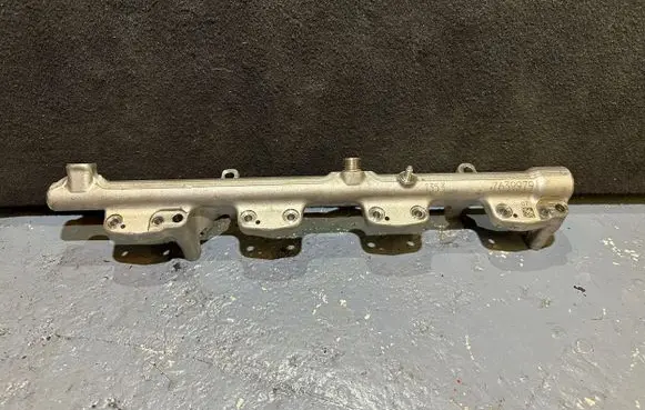 BMW 4 F32 F33 Fuel main line pipe 7639979 1353