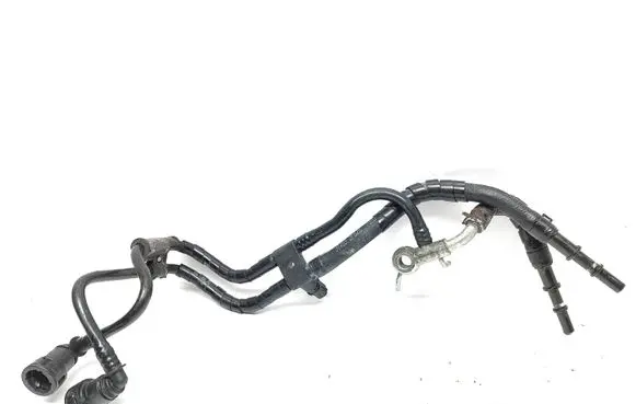KIA Sportage Fuel line pipe 374552F620