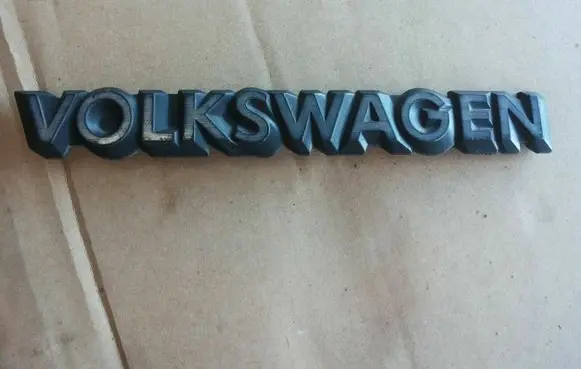 Volkswagen Scirocco Manufacturers badge/model letters 321853685C