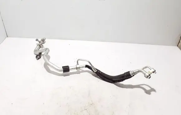 Air conditioning (A/C) pipe/hose