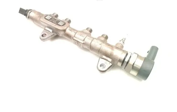 BMW 1 F20 F21 Fuel main line pipe 8511629 0445213026