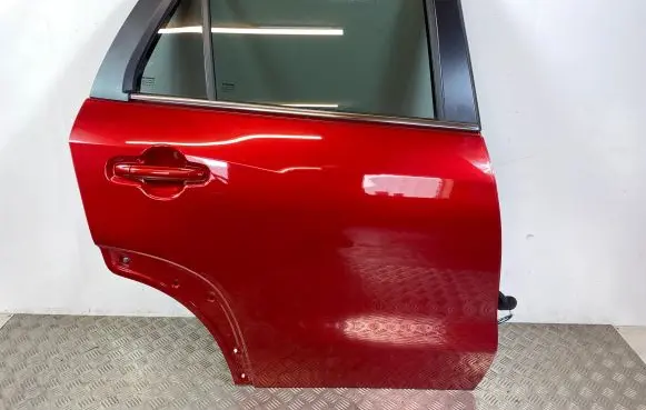 Suzuki SX4 S-Cross Rear door
