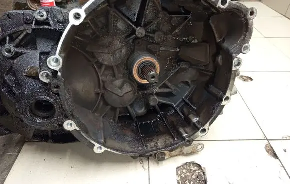 Volvo V70 Manual 5 speed gearbox M56 1023822