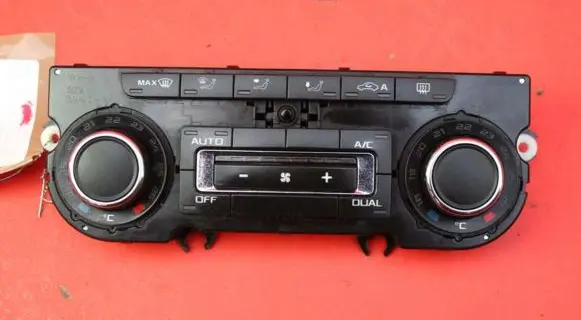 Skoda Superb B6 (3T) Climate control unit 3T0907044CD