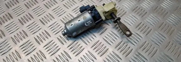 Lexus RX 330 - 350 - 400H Seat adjustment motor 8582033020 43944010080 1620006861