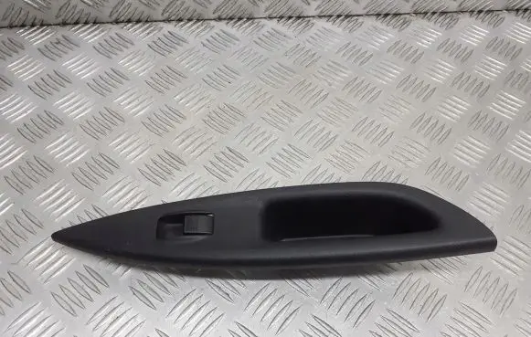 Mazda 6 Electric window control switch GJ6A-685L1