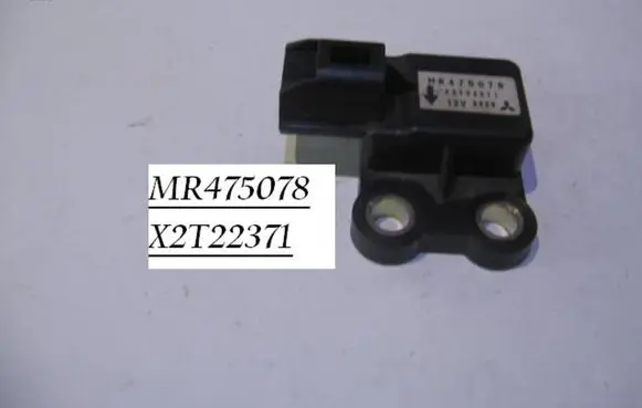Mitsubishi L200 Airbag deployment crash/impact sensor MR475078 X2T22371
