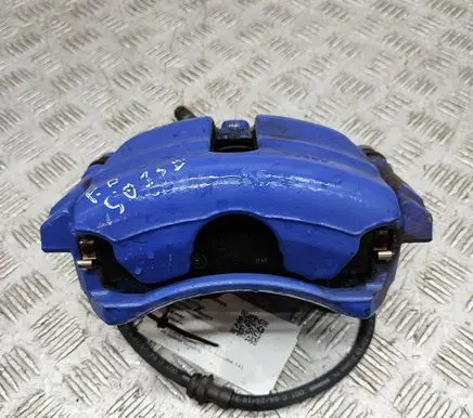 Volkswagen PASSAT B8 Front brake caliper 5G0615124E