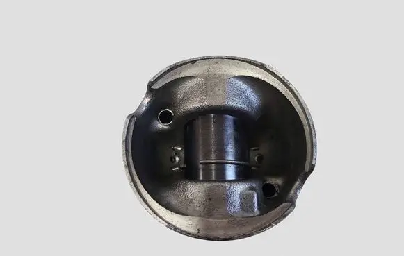 BMW 3 E90 E91 Piston 0000