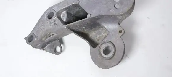 Audi A6 S6 C6 4F Engine mounting bracket 4F0199351H