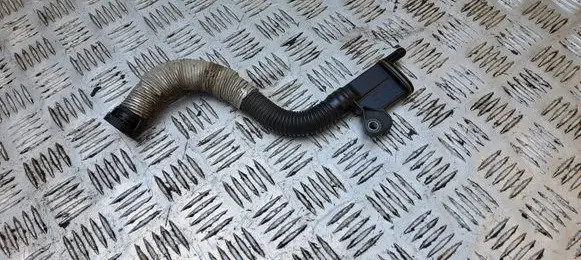 Audi A3 S3 8P Oil breather separator 06H103226A